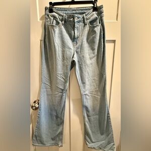 Old Navy Light Wash Wide Leg Flare Jeans - Pale Blue